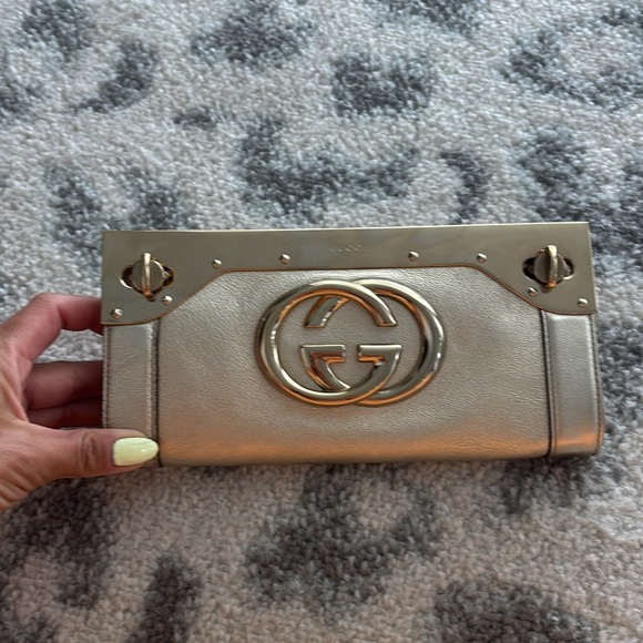 Gucci Starlight Britt Clutch in Light Gold - Picture 3 of 10